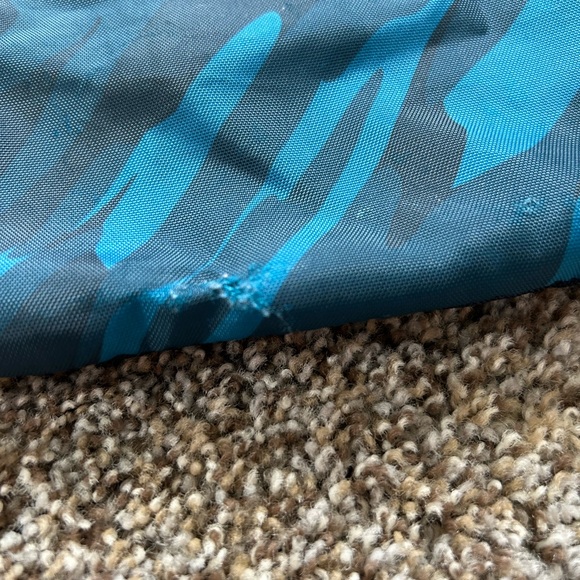 Drawstring Under Armour Athletic Bag - Picture 3 of 3